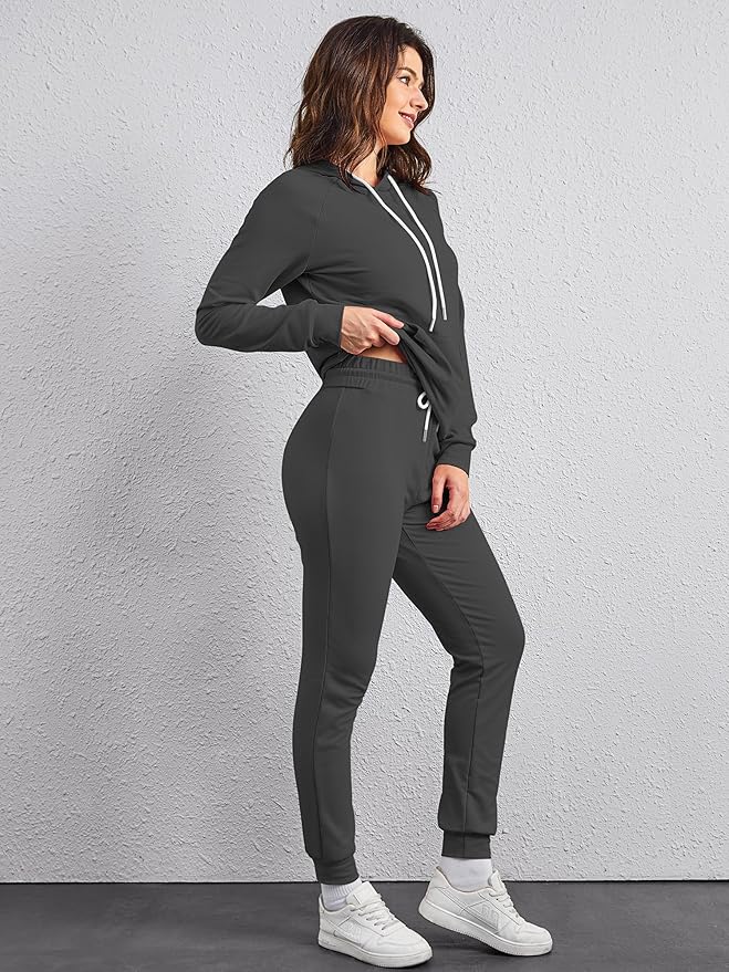 Women’s 2-Piece Tracksuit Set – Casual Hoodie and Joggers Loungewear Outfit for Travel, Workout & Lounge