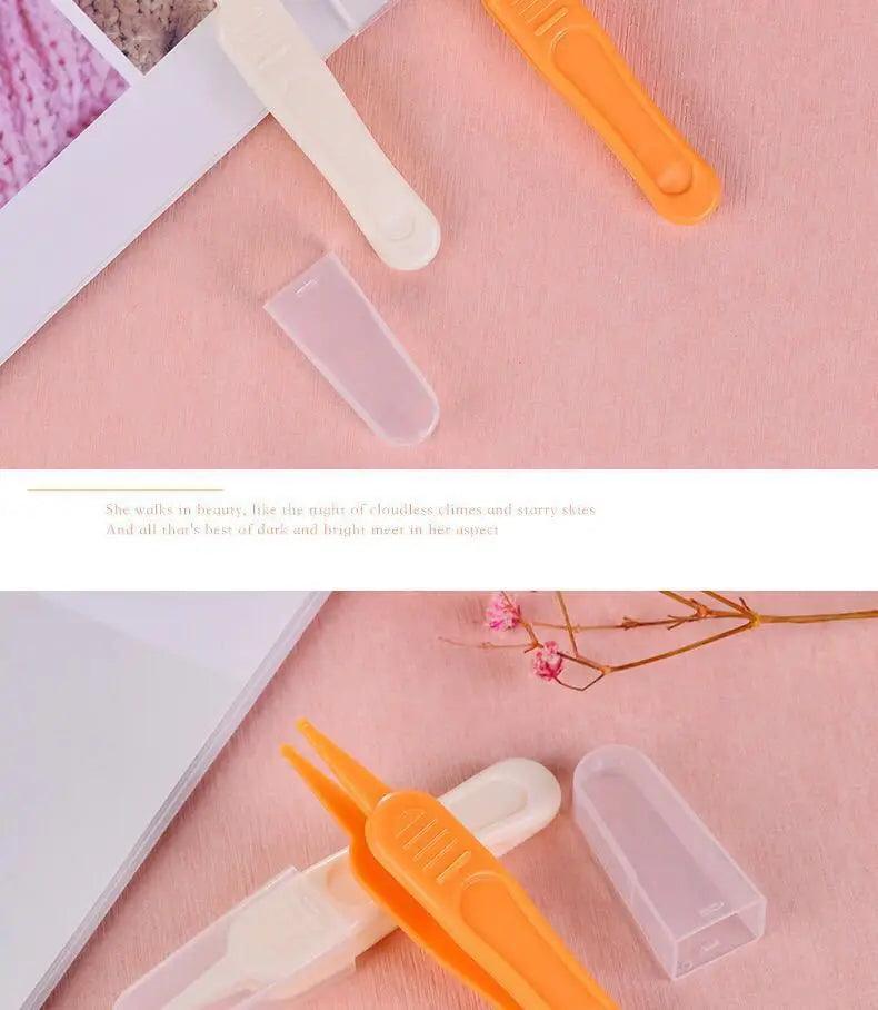 CURVEAR®️Baby Daily nursing care of infants with direct marketing of baby nasal shit clip safety round head clamp for cleaning tweezers
