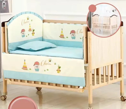 Baby Crib - 108×64×89cm Solid Wood Cradle, Large Splicing Bed, Multifunctional Newborn BB Cot with Safety Design