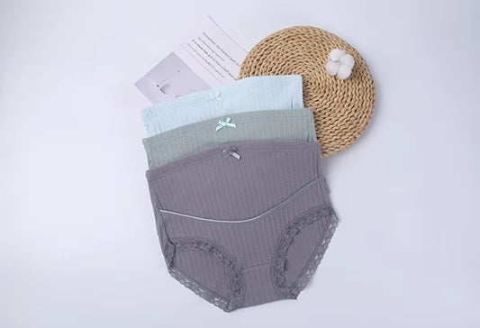 Curvear High Waist Cotton Panties for pregnant Women Over Bump Maternity Underwear Pregnancy Shorts Pants With Adjustable Elastic Band.