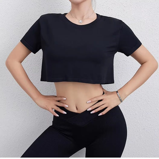Women' Multicolor Short Sleeve Cropped Workout Top – Breathable Activewear T-Shirt