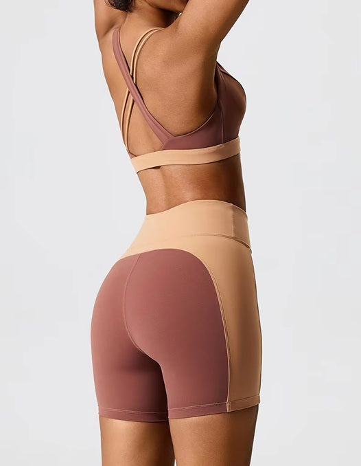 Women's Colorblock Sports Bra & High-Waist Biker Shorts Set – Crossback Activewear for Gym, Yoga, Running & Fitness