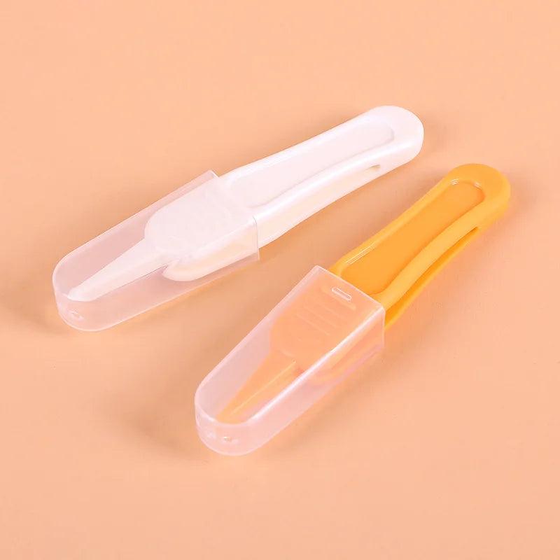 CURVEAR®️Baby Daily nursing care of infants with direct marketing of baby nasal shit clip safety round head clamp for cleaning tweezers